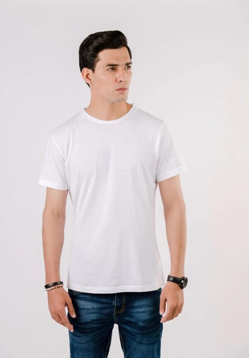 WHITE BASIC T-SHIRT